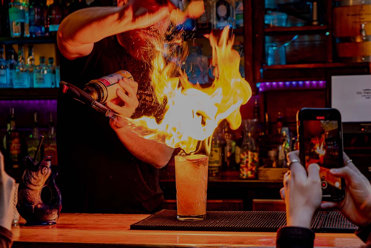 Mr Postles, Bar, Restaurant, Cocktails, Beers